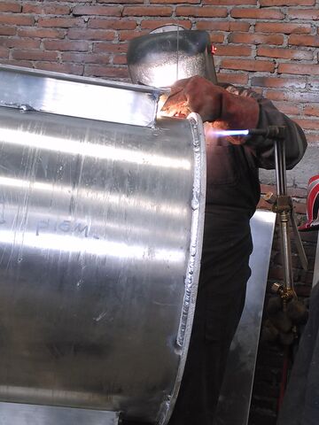SOLDADURA EN ALUMINIO, INOX.
